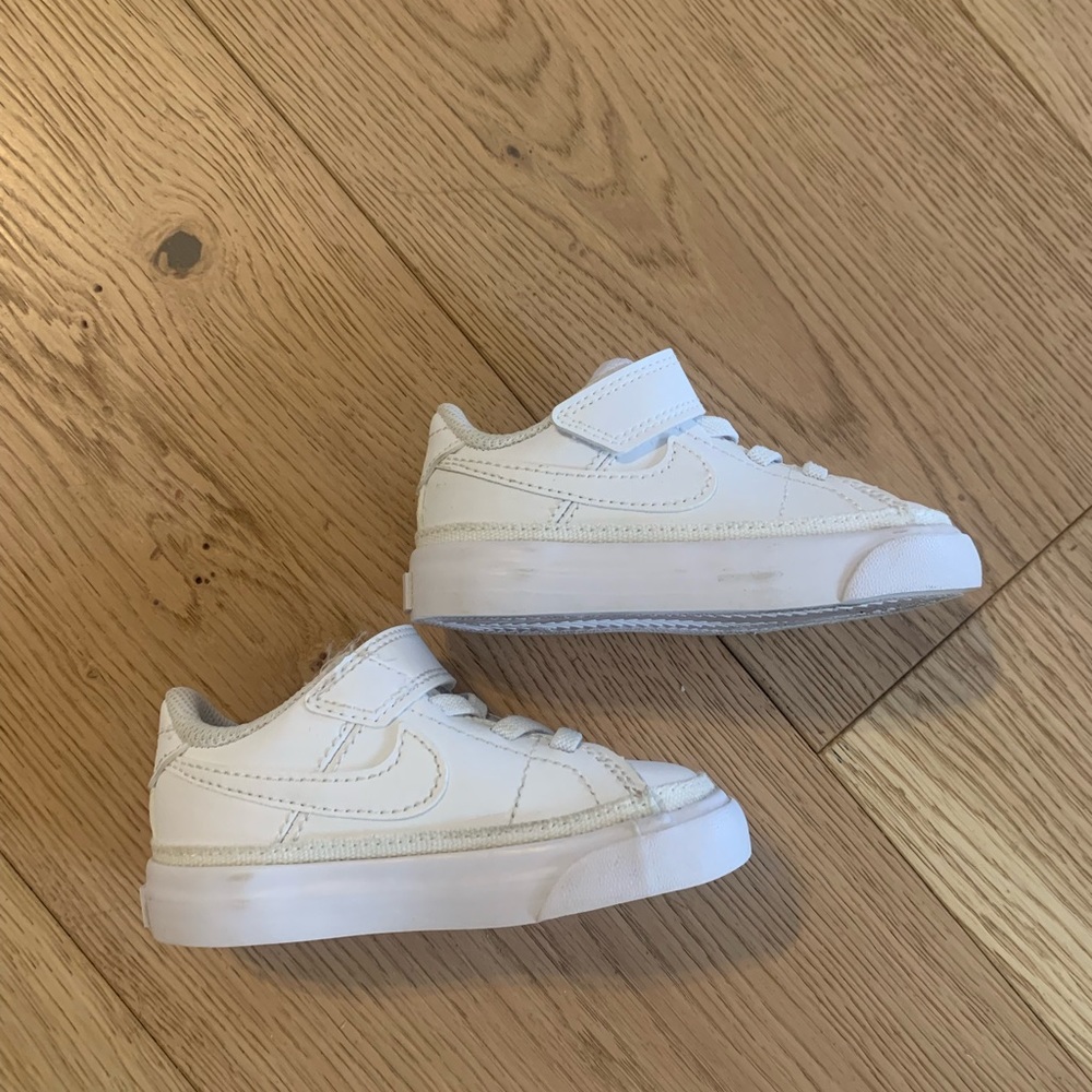 Toddler Nike Legacy court